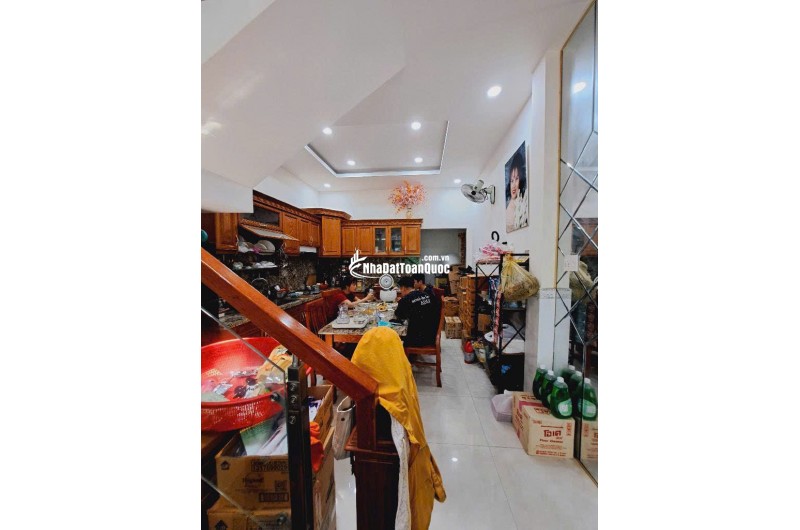 Bán nhà 100m2, 3 tầng, 3PN, 4WC, Trung Mỹ Tây 2A, Q12, 5.6 tỷ - Sổ Hồng